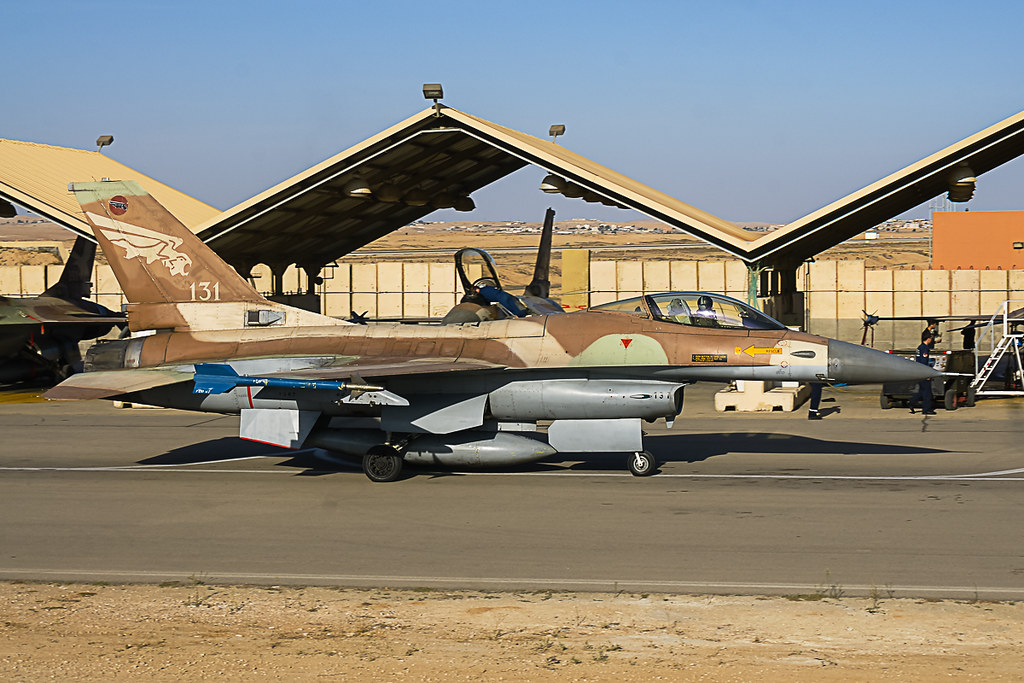 Фото: иллюстративный кадр самолёта F-16 (Wikipedia)